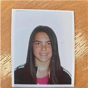 Doy clases particulares. Soy estudiante de magisterio, con alta experiencia dando clases y trabajando con niños como monitora en campamentos. Horario flexible